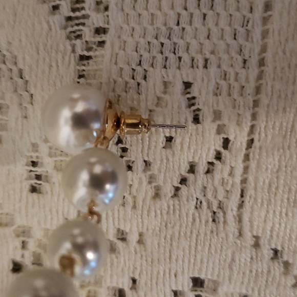 Pearl drop earrings - Picture 4 of 4